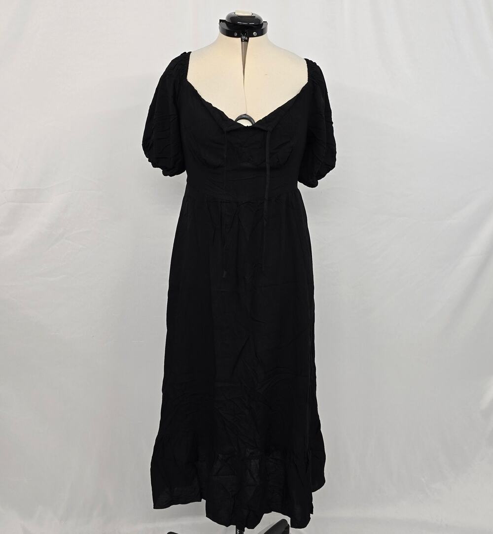 Bloomchic Sweetheart Dress Women's M / 10 Black Short Ruffle Sleeves Midi NWT